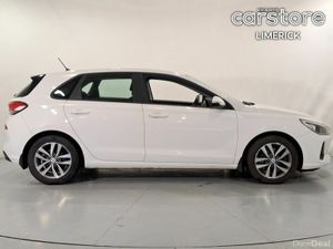 Hyundai i30 1.6 Diesel Deluxe - Image 2
