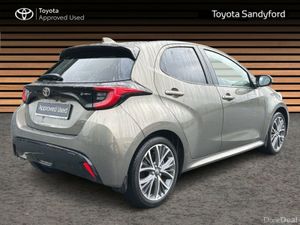 Toyota Yaris PLATINUM // PAN ROOF // FULL LEATHER - Image 2