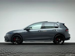 Volkswagen Golf GTE 1.5 PHEV 272HP DSG *PAN ROOF* - Image 4