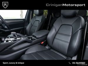Porsche Cayenne Platinum E-Hybrid - Image 3
