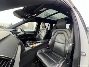 Volvo XC90 R-DESIGN PRO T8 2.0 AWD HYBRID ** HUGE - Image 2