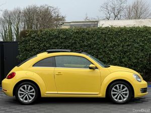 Volkswagen Beetle DESIGN 1.2 TSI // OPENING PAN RO - Image 4