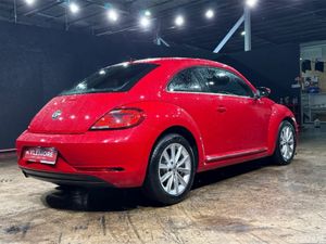 Volkswagen Beetle DESIGN EDITION - HYBRID AUTOMATI - Image 4