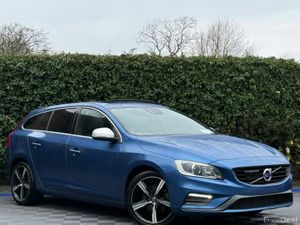 Volvo V60 R-DESIGN D4 2.0 // OPENING SUNROOF // SE - Image 3