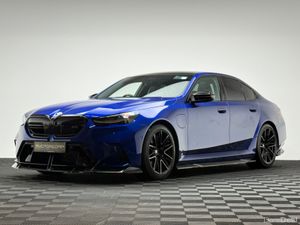 BMW M5 M5 4.4 PHEV 727HP MARINA BAY - Image 3
