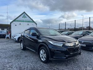 HONDA VEZEL 1.5 AUTO PETROL HYBRID *HUGH SPEC* - Image 2
