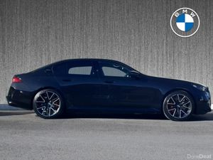 BMW M5 M5 Saloon - Image 3