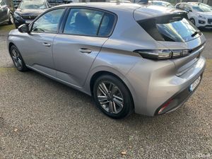 Peugeot 308 2023 - Image 4