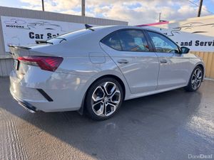 212 Skoda Octavia OCTAVIA RS 2.0TDI 200HP DSG - Image 2