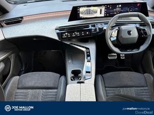 Peugeot 5008 E GT EXCLUSIVE - Image 4