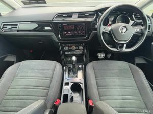 Volkswagen Touran 2.0 HIGHLINE TDI AUTO NEW NCT 12 - Image 2