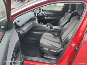 Peugeot 5008 FL ALLURE 1.5HDI 130 AUTO - Image 4