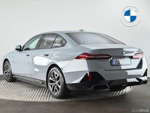 BMW 5-Series 530e M Sport Saloon - Image 2