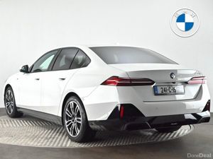 BMW 5-Series 520i M Sport Saloon - Image 2