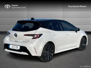 Toyota Corolla 5dr Hybrid - LunaSport Edition - LE - Image 2