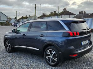 Peugeot 5008 7 Seater Low Mileage - Image 2