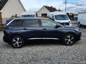 Peugeot 5008 7 Seater Low Mileage - Image 4