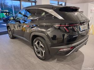 Hyundai Tucson EXECUTIVE PLUS HYBRID - Low Mileage - Image 3