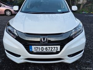 Honda Vezel (HRV) Hybrid Automatic - Image 3