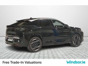 Peugeot 3008 GT BEV 73kWH 210BHP - Image 2