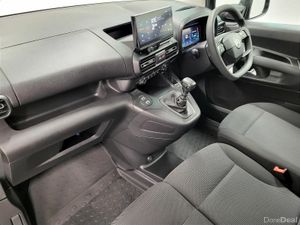 Citroen Berlingo BlueHDi 100 LWB 5 seats S&S Plus - Image 4
