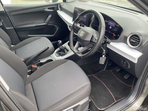 2025 SEAT ARONA 1.0 TSI 115HP SE+ 5DR - Image 4