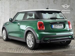 Mini Cooper 3-Door Cooper Exclusive - Image 2