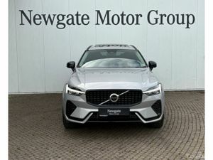 Volvo XC60 RECHARGE T8 ULTIMATE DARK AWD - Image 2