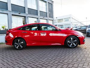 Honda Civic 1.0 124BHP PREMIUM SALOON  // ONLY 76, - Image 2