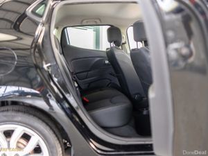 Renault Clio IV DYNAMIQUE NAV TCE 90 M 4DR - Image 4