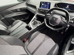 3008 1.5 HDi 130bhp Allure *1Owner *LowKMS - Image 2