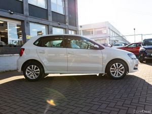 VOLKSWAGEN POLO 1.2TSI COMFORTLINE AUTOMATIC - Image 2