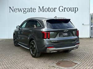 Kia Sorento PHEV PE SEM 5DR AUTO - Image 4