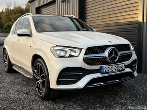 212 Mercedes 350E GLE Premium Plus - Image 2
