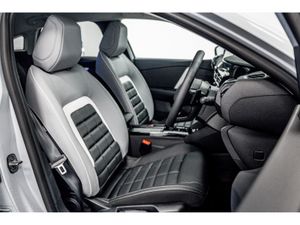 Citroen C4 MAX Hybrid Auto 145HP - Image 3