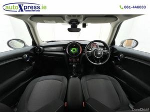 Mini Cooper 1.5 Automatic, Reversing camera, Low m - Image 2