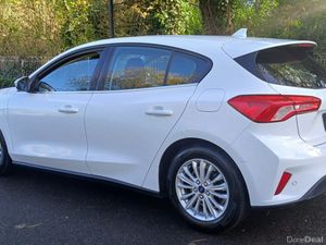Ford Focus 2020 *TITANIUM * 1.0 5dr - FSH - Image 4