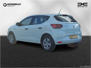 Dacia Sandero Hatchback Essential - Image 2