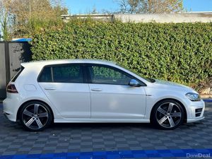 Volkswagen Golf R 4MOTION 2.0 TSI AUTO // LEATHER - Image 2