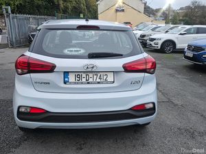 Hyundai i20 2019 1.2 PETROL - Image 4