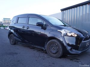 TOYOTA SIENTA 2015 BLACK 7 SEATER - Image 3