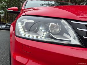 Vw Passat  1.4 TSI R -LINE AUTO LOW KM - Image 4