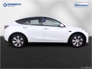 Tesla Model Y Hatchback - Image 3
