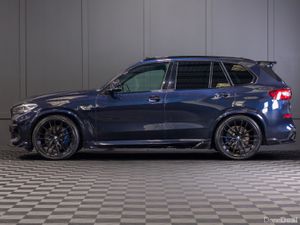 222 BMW X5 X-Drive 45e M-Sport *Pan Roof - Image 3