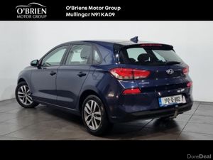 Hyundai i30 Petrol Deluxe Turbo - Image 3