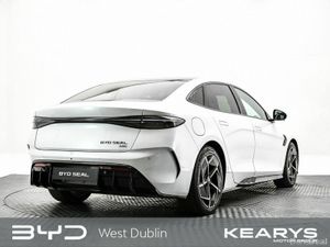 BYD SEAL Order your 261 Seal Excellence White toda - Image 3