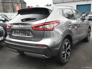 Nissan Qashqai Automatic 1.5dci Tekna Top Spec - Image 4