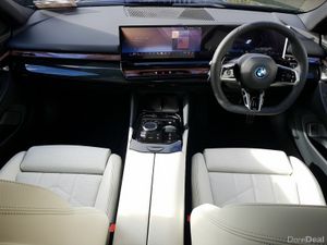 BMW 5-Series 530e M Sport Pro Touring - Image 4