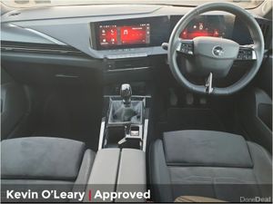 Opel Astra GS 1.2 Turbo 130PS 6 Speed - Image 3
