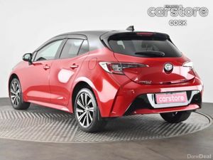 Toyota Corolla 1.8 Hybrid Luna Sport Hatchback - Image 4
